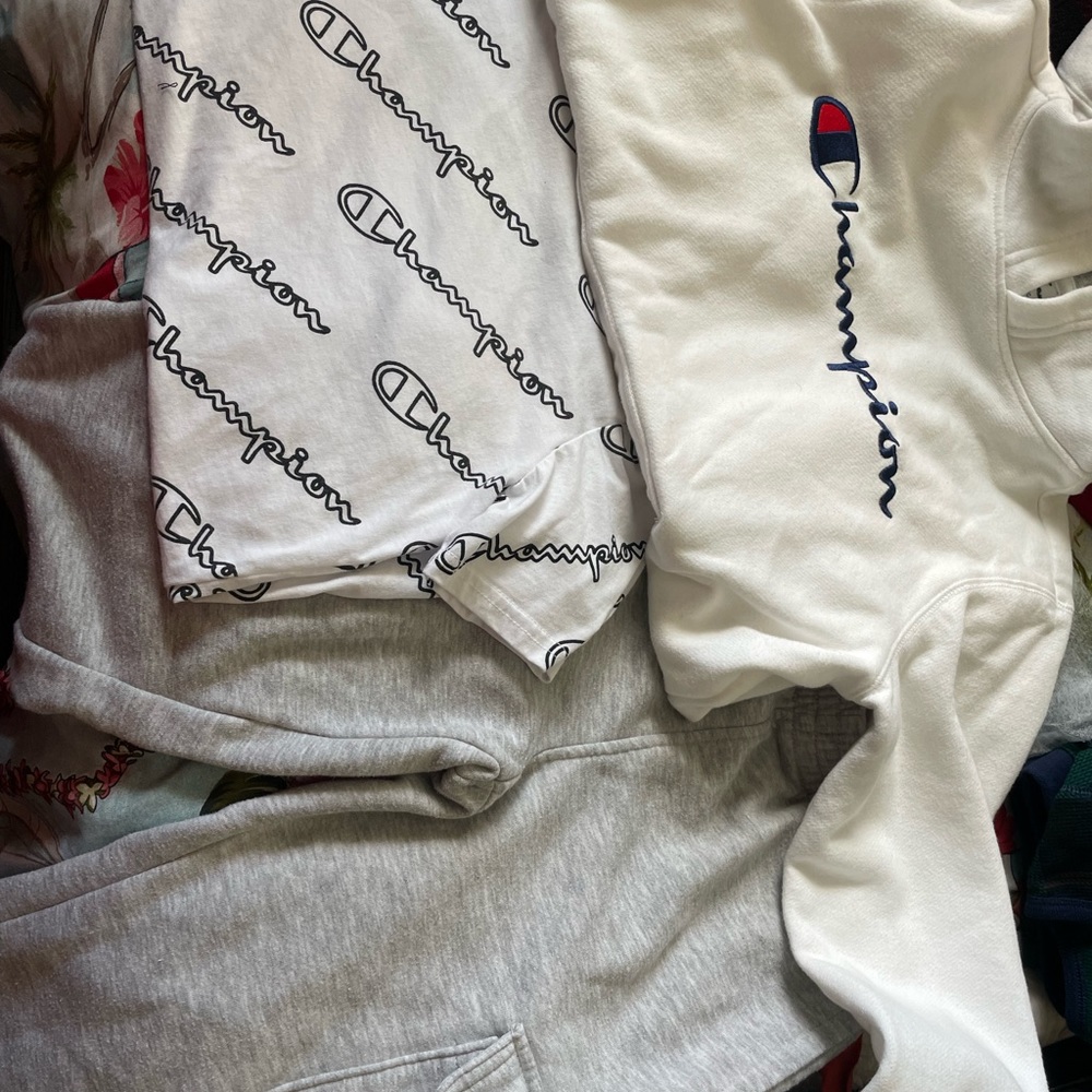Champion boys L outfit